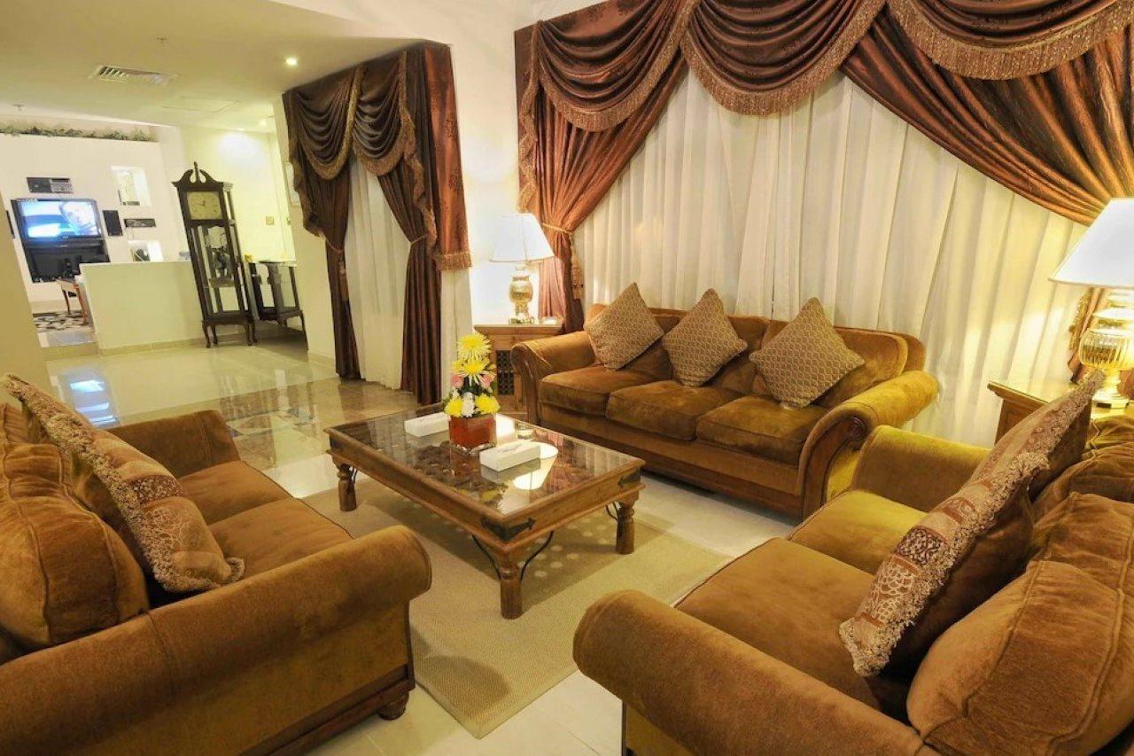 sun&sands hotel Dubai Bagian luar foto
