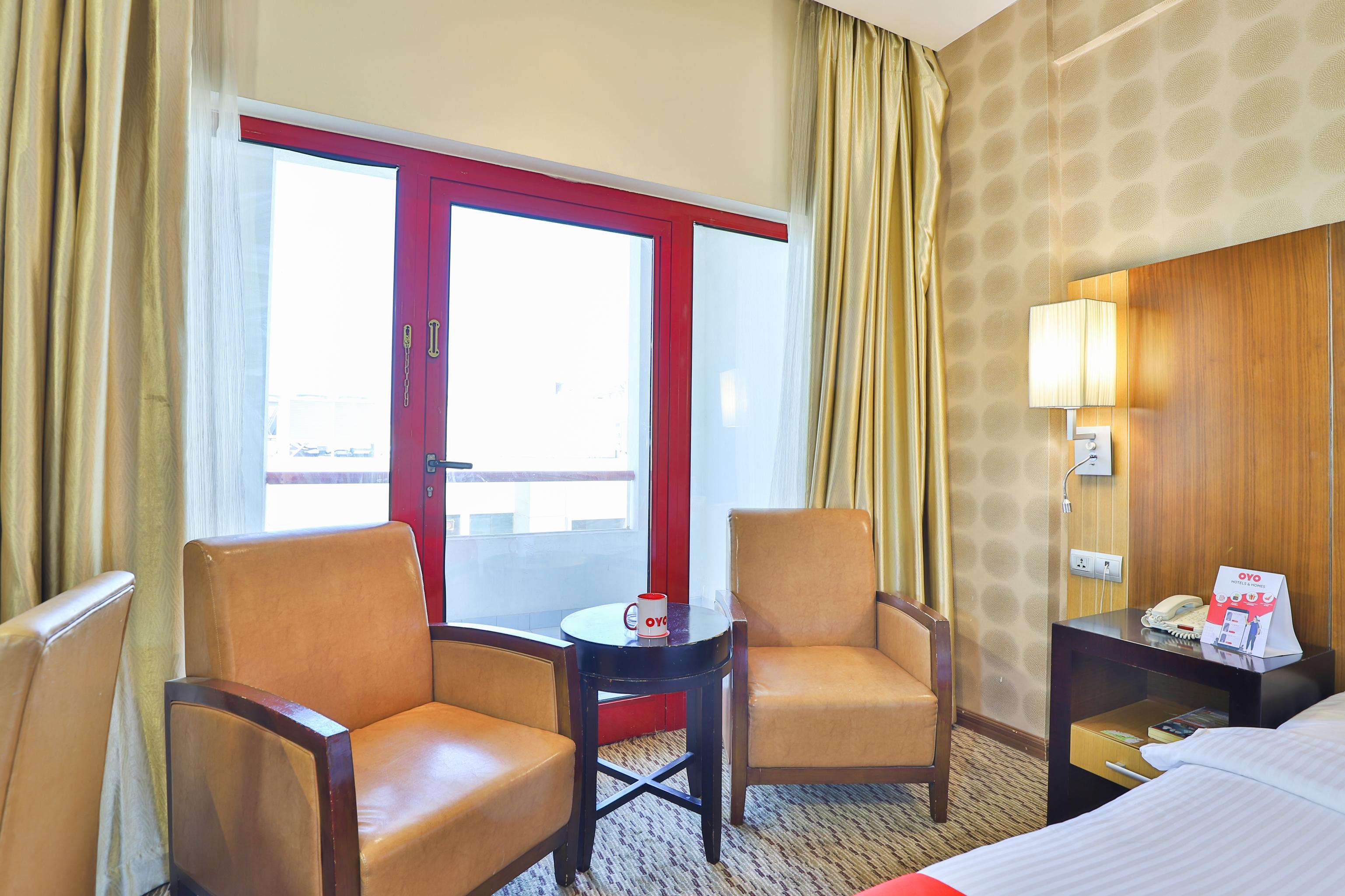 sun&sands hotel Dubai Bagian luar foto