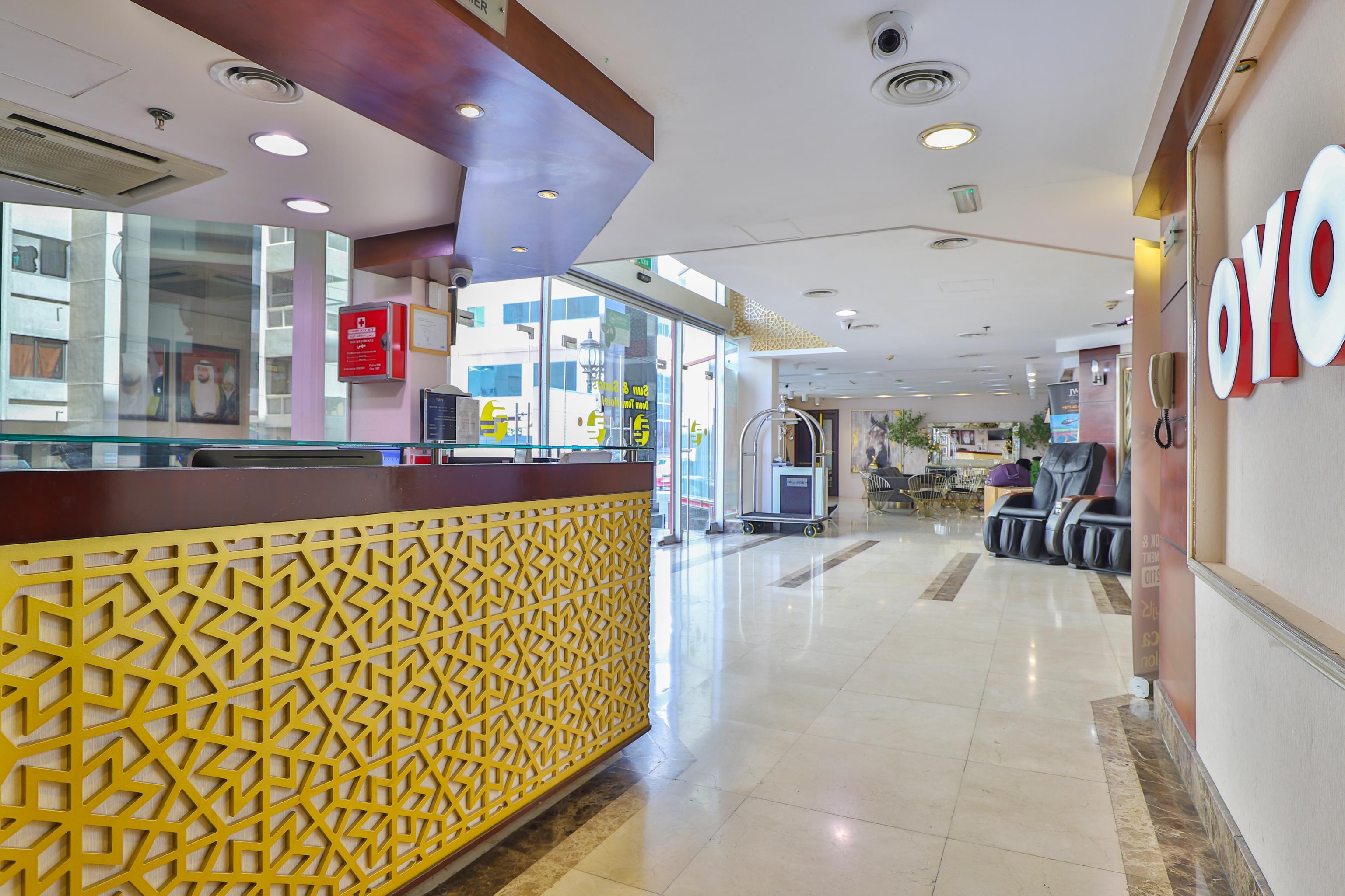 sun&sands hotel Dubai Bagian luar foto