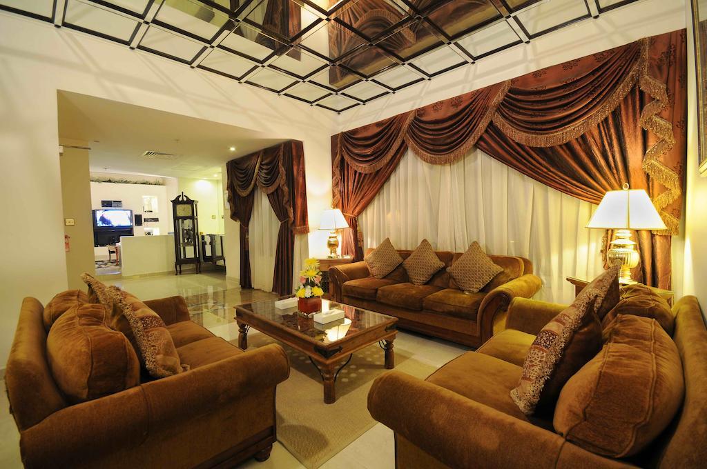 sun&sands hotel Dubai Bagian luar foto