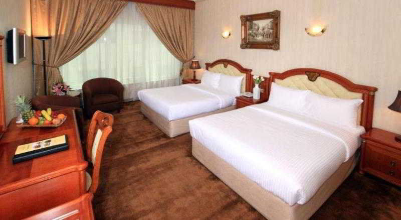 sun&sands hotel Dubai Bagian luar foto