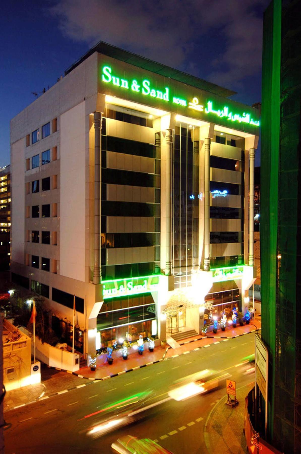 sun&sands hotel Dubai Bagian luar foto